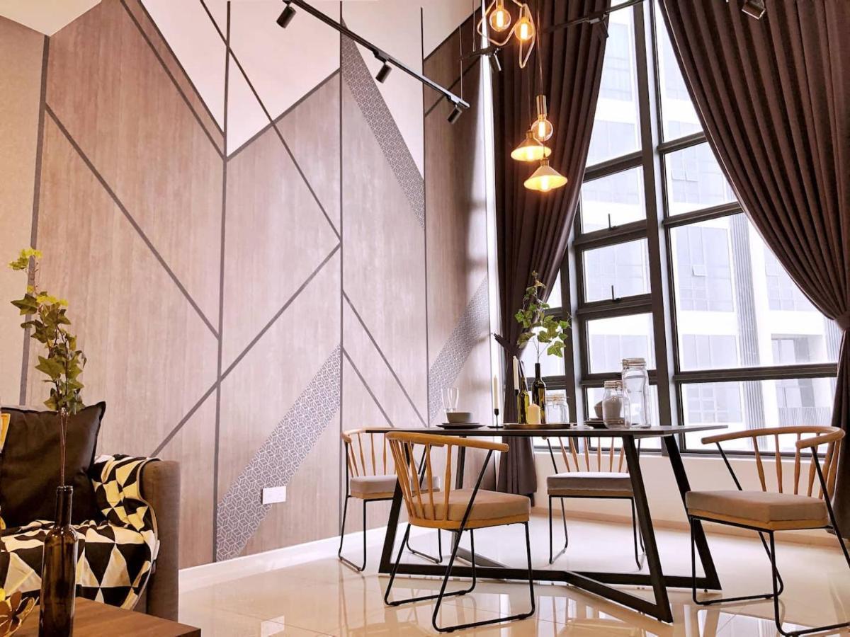 Modern Industrial Duplex Loft- Ekocheras-Mrt 3Pax 쿠알라룸푸르 외부 사진